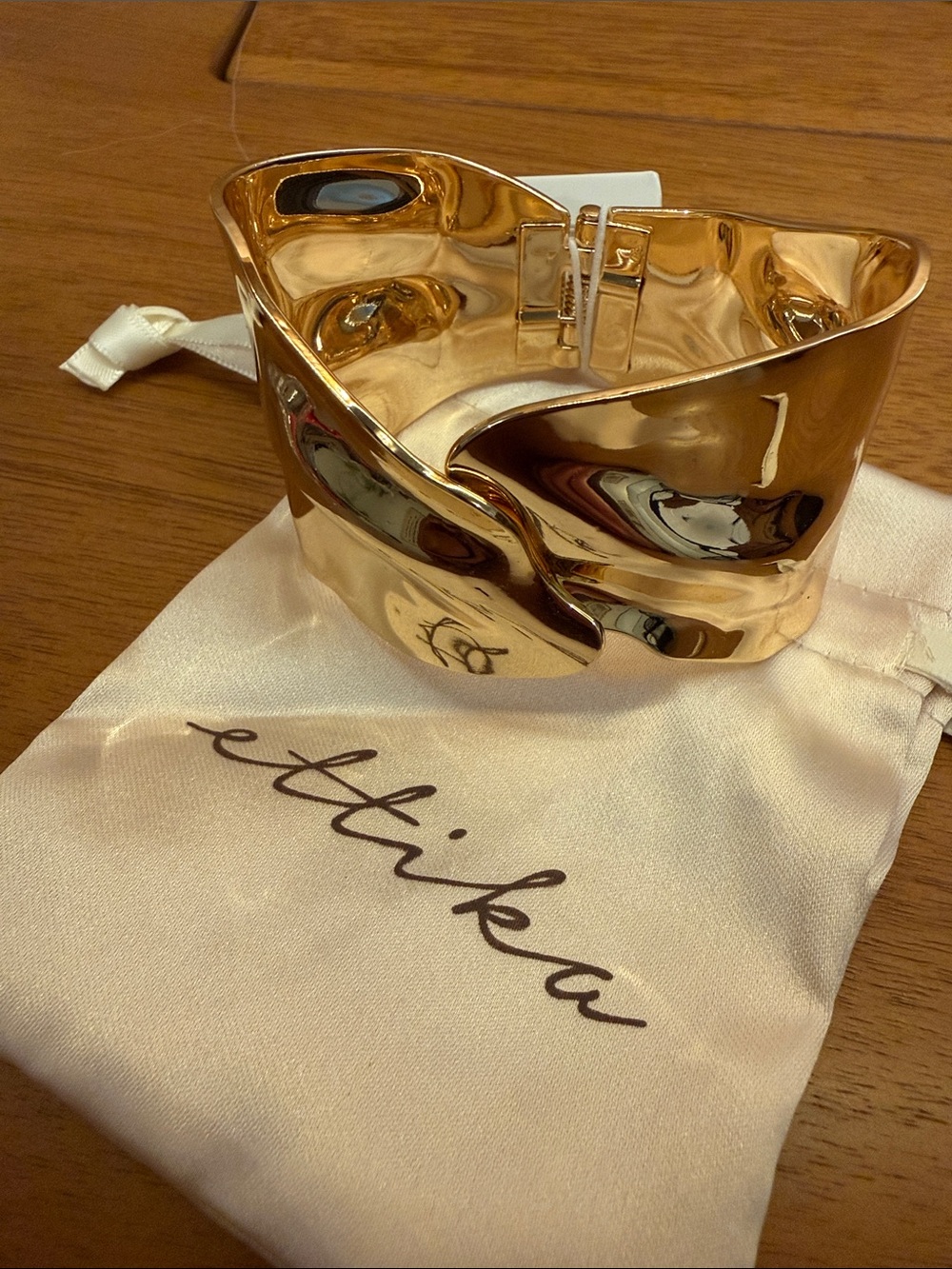 NWT ethika Polished Gold Melted Abstract Sculptural Cuff Bracelet Hinged